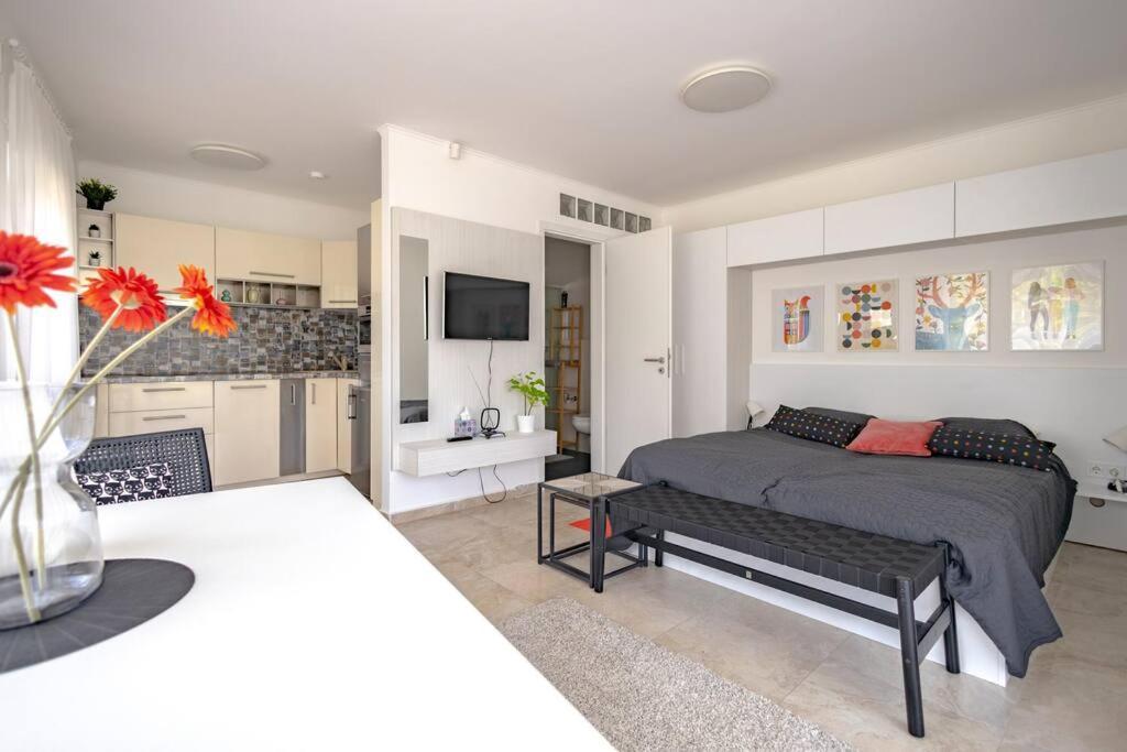 Admiral Pearl Apartment Siofok Exterior photo