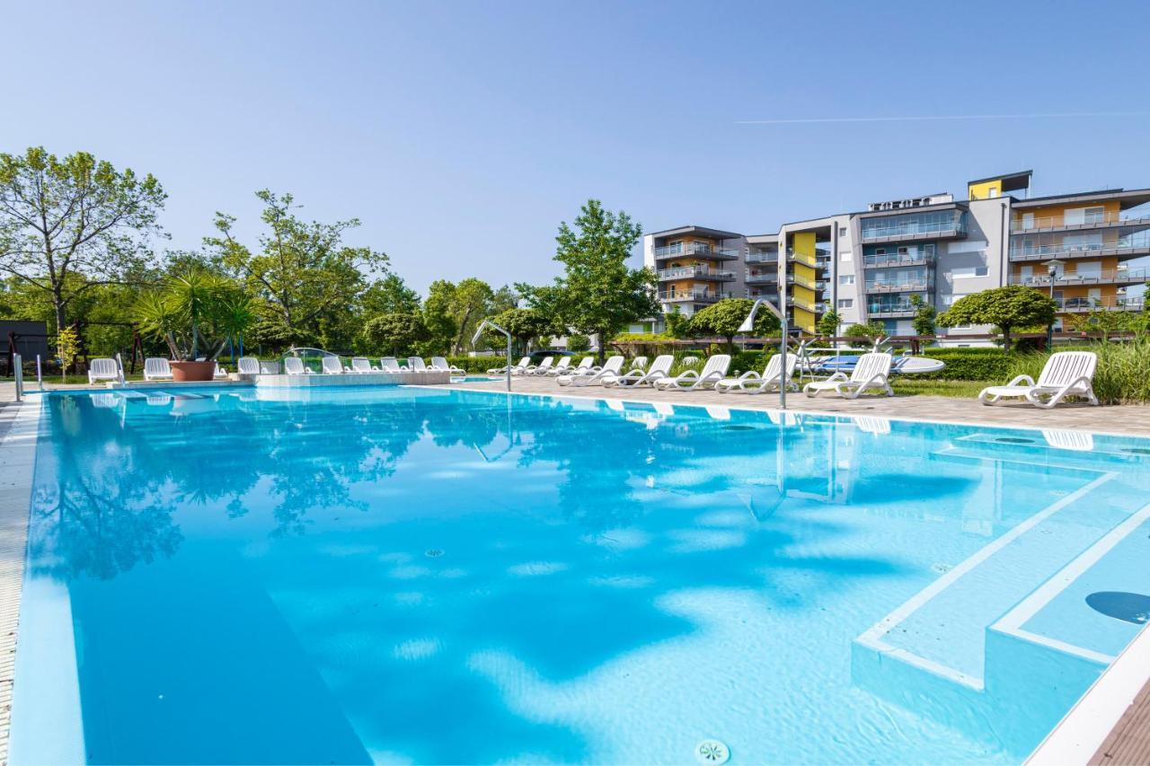 Admiral Pearl Apartment Siofok Exterior photo